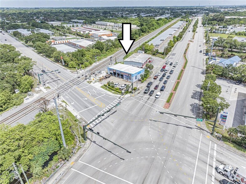 More Photos Of 415 US Highway 1, Vero Beach Freestanding For Sale