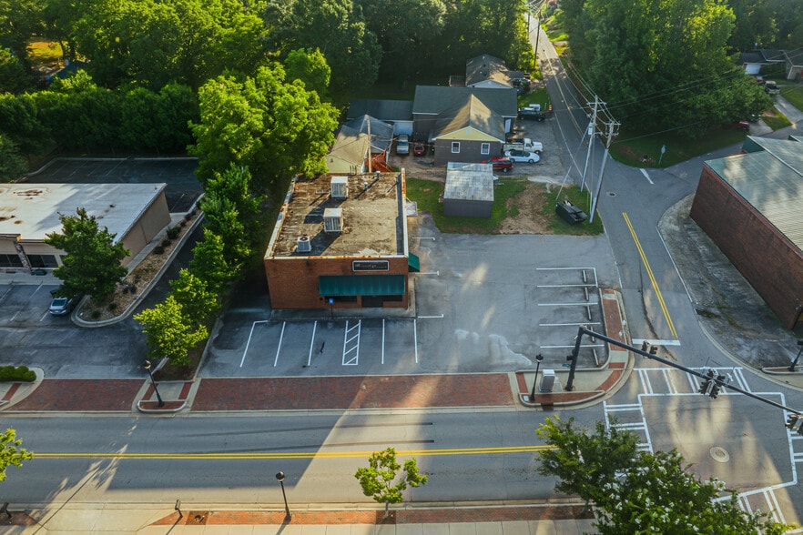 More Photos Of 288 Hill St, Buford Office For Lease