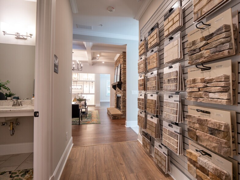 More Photos Of 3957 S Main St, Acworth Office For Sale