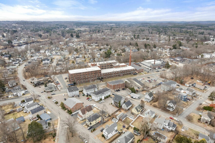 More Photos Of 81 Apsley St, Hudson Manufacturing For Sale