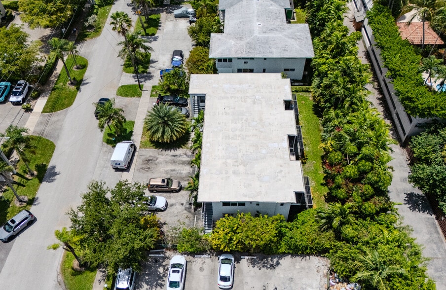 More Photos Of 1385 NE 105th St, Miami Shores Apartments For Sale