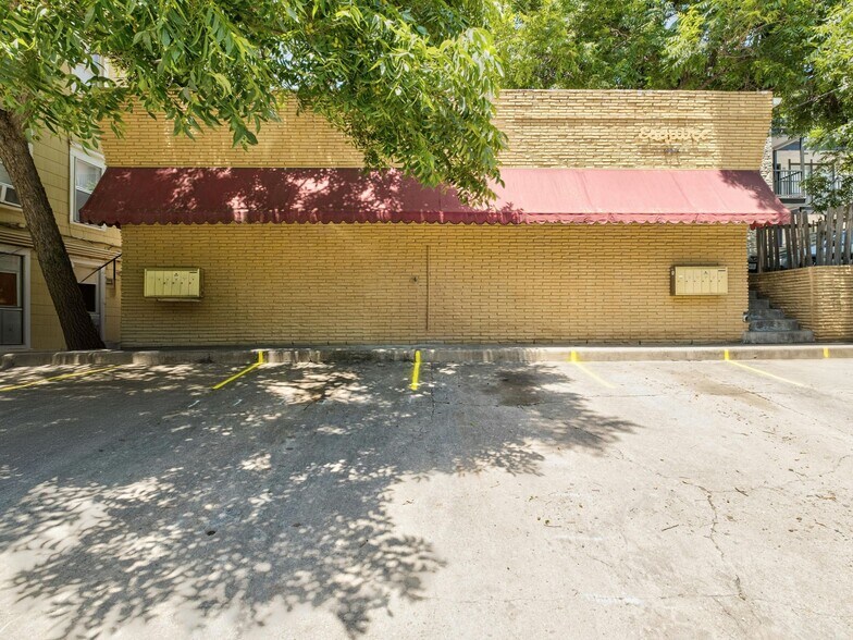 More Photos Of 2802 Whitis Ave, Austin Apartments For Sale