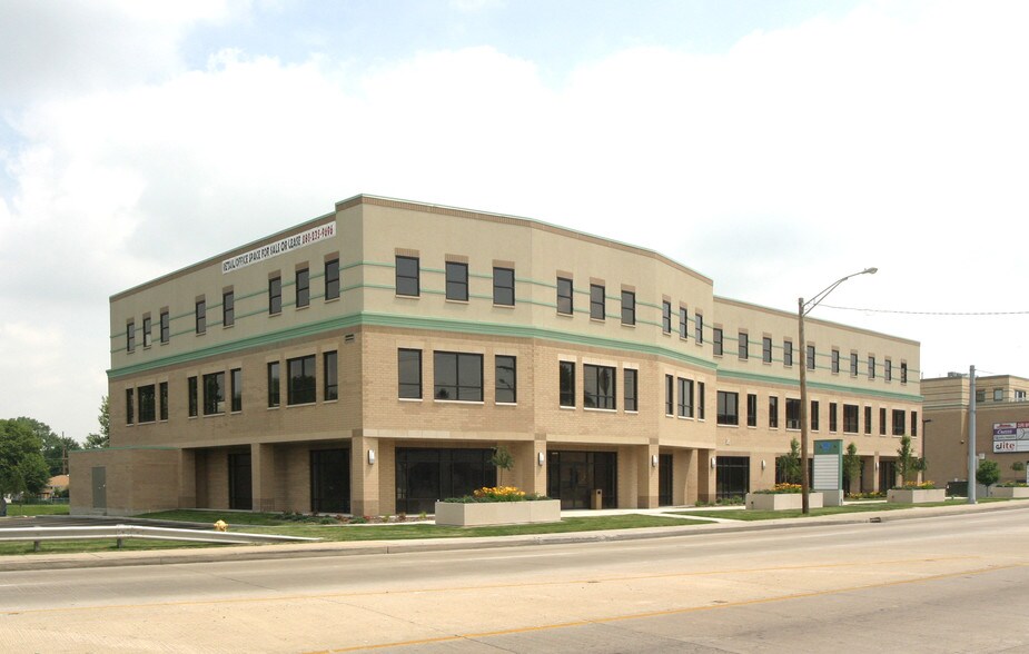 Primary Photo Of 275 Joliet St, Dyer Office For Lease