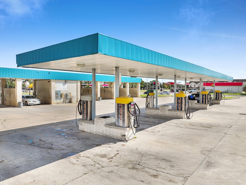More Photos Of 8201 9th Ave, Port Arthur Carwash For Sale