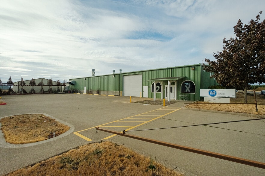 More Photos Of 1620-1720 W Airway Rd, Lebanon Manufacturing For Sale