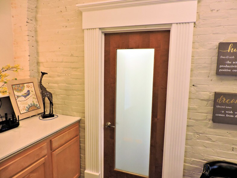 More Photos Of 207 Leedom St, Jenkintown Office Residential For Lease