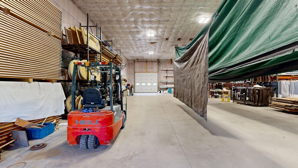 More Photos Of 730 Main St, Oxford Industrial For Lease