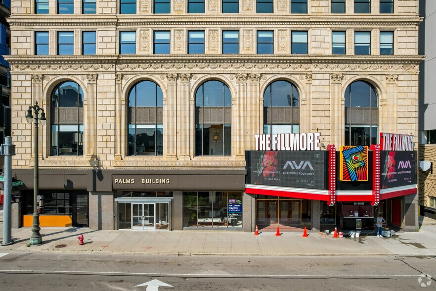More Photos Of 2111-2115 Woodward Ave, Detroit Office For Lease