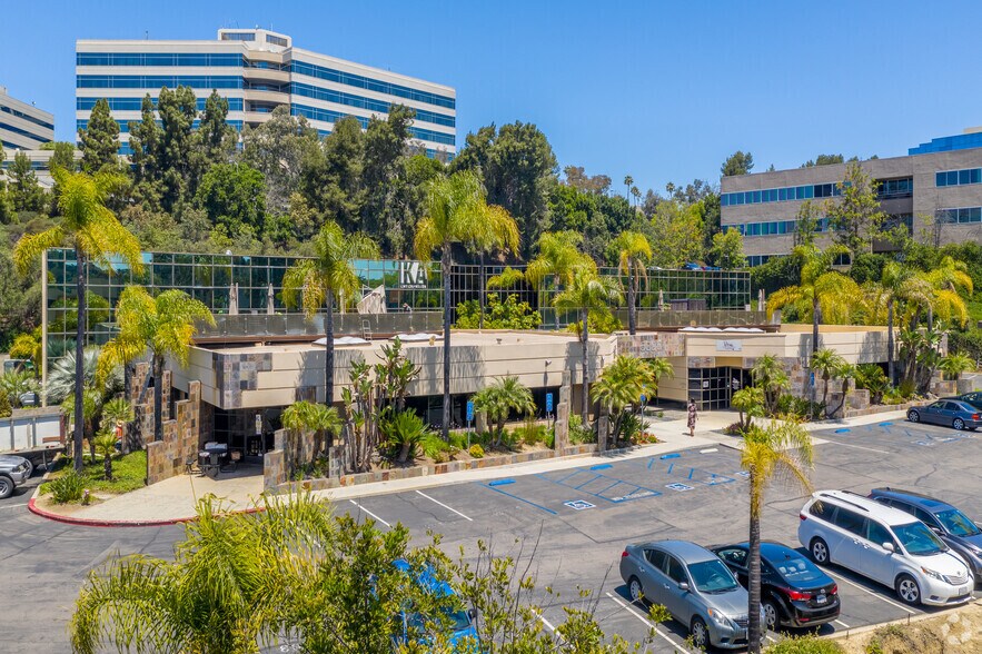 More Photos Of 5820 Oberlin Dr, San Diego Office For Lease