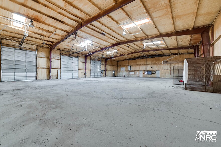 More Photos Of 1503 E Taylor Ave, Midland Industrial For Sale