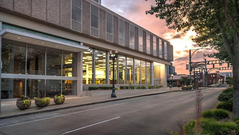 More Photos Of 1602-1604 Hewitt Ave, Everett Office For Lease