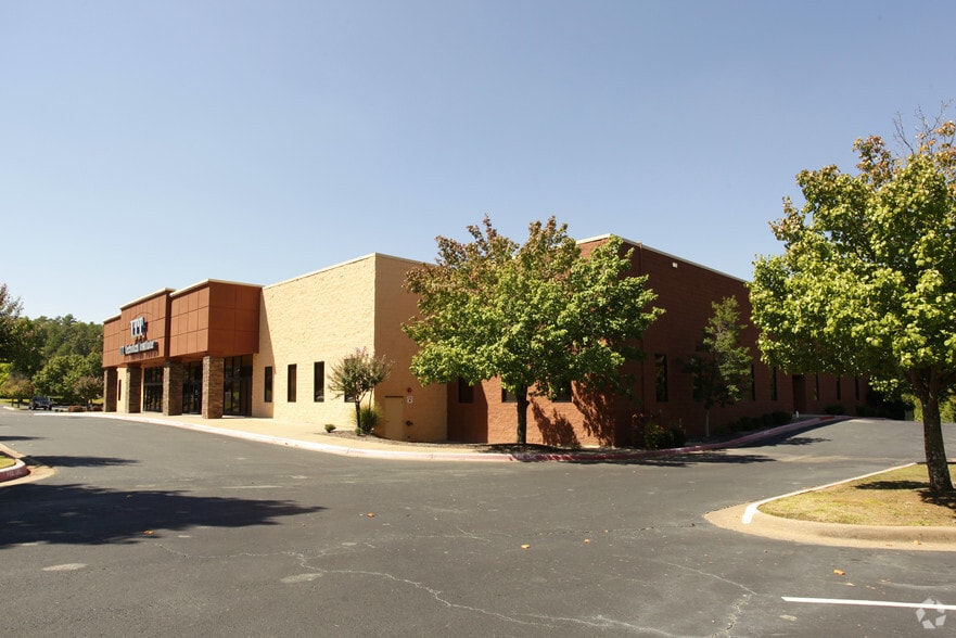 More Photos Of 12200 Westhaven Dr, Little Rock Schools For Sale