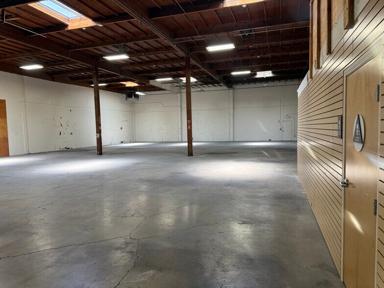 More Photos Of 1281 Franquette Ave, Concord Manufacturing For Lease