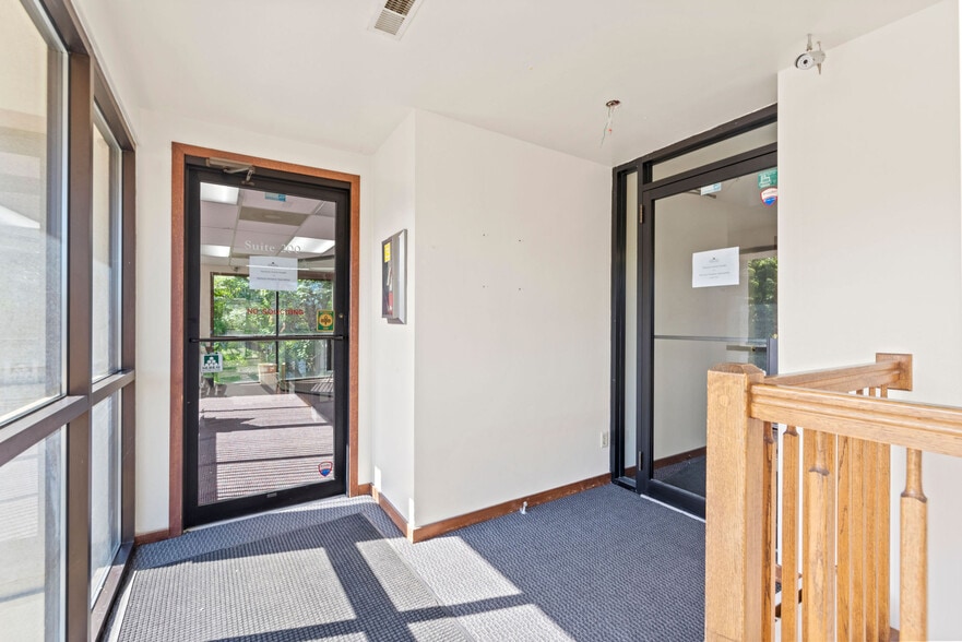 More Photos Of 6000 Fashion Blvd, Salt Lake City Office For Sale