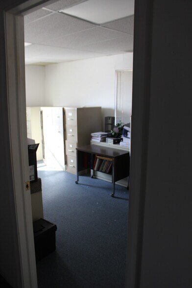 More Photos Of 1-8 Manor Dr, Hampton Medical For Sale
