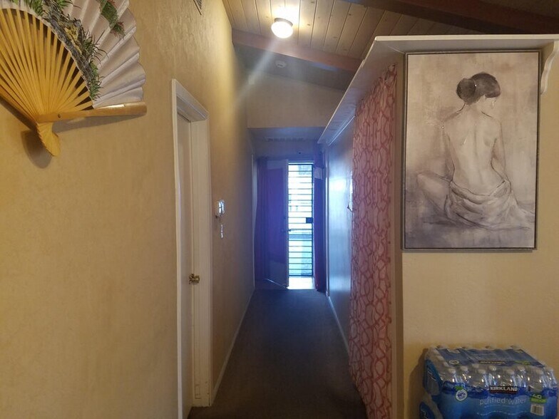 More Photos Of 519 S Riverside Ave, Medford Office Residential For Sale