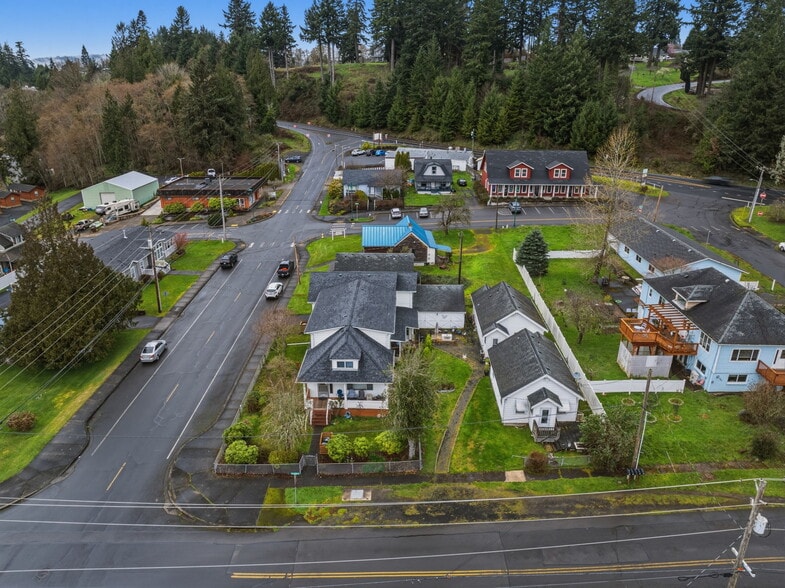 More Photos Of 180 2nd St, Cathlamet Apartments For Sale