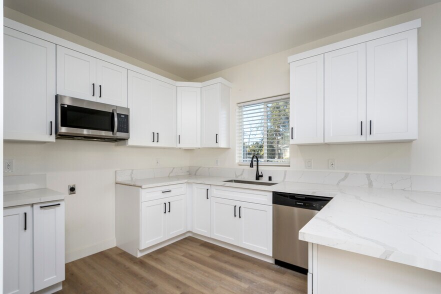 More Photos Of 5822 Gage Ave, Bell Gardens Apartments For Sale