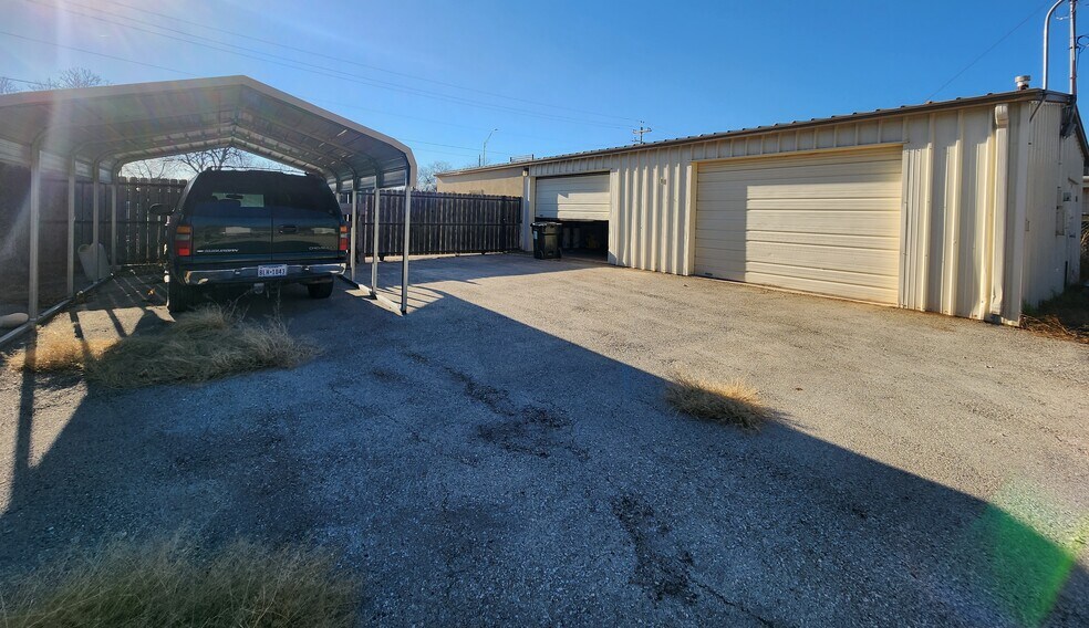 More Photos Of 108 Schertz Pky, Schertz Auto Repair For Sale