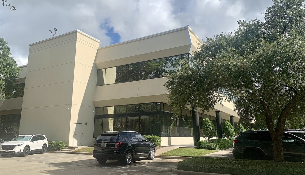 More Photos Of 8500 Cypresswood Dr, Spring Office For Sale