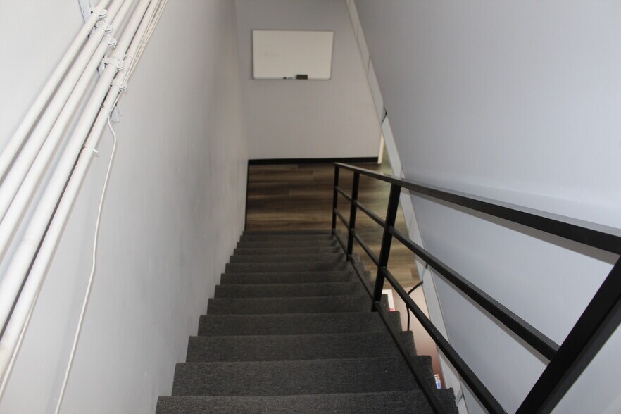 More Photos Of 7133 Telegraph Rd, Montebello Warehouse For Lease