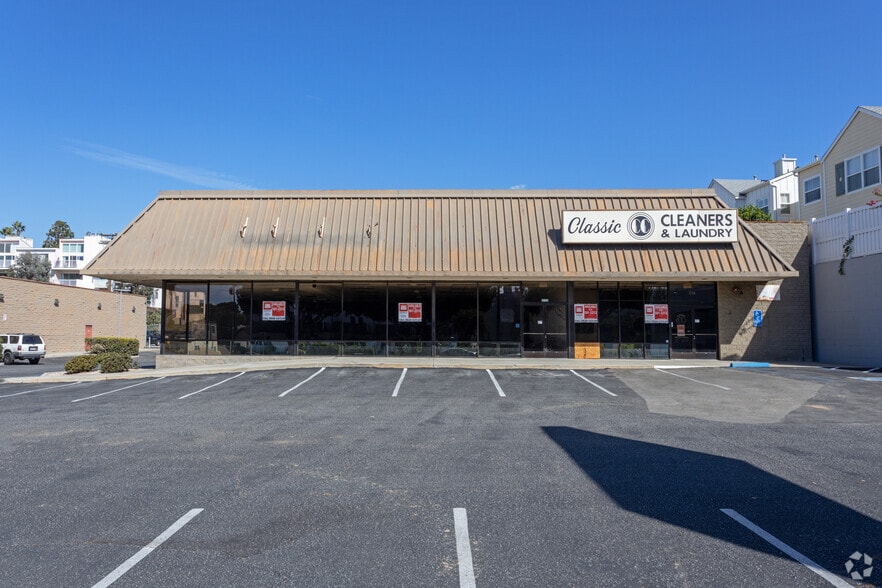 More Photos Of 1770-1774 S Pacific Coast Hwy, Redondo Beach General Retail For Lease