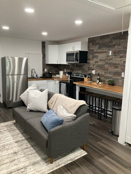 More Photos Of 177 Rockingham Rd, Auburn Apartments For Sale