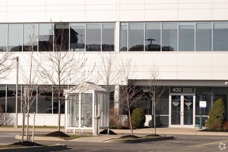 More Photos Of 400 Airborne Pky, Buffalo Office For Lease