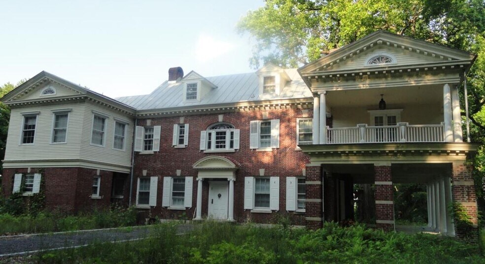 More Photos Of 37-60 Blackburn Rd, Selkirk Apartments For Sale