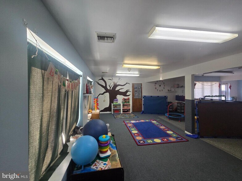 More Photos Of 900 Route 168, Turnersville Medical For Sale