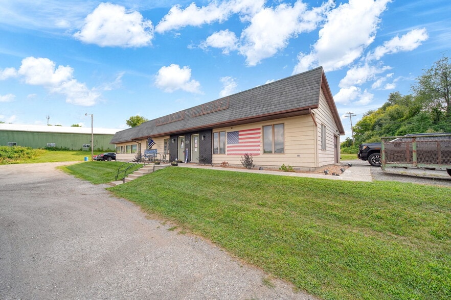 More Photos Of 2768 W Carleton Rd, Hillsdale Specialty For Sale