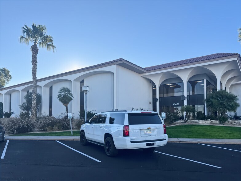 More Photos Of 10451 W Palmeras Dr, Sun City Coworking Space