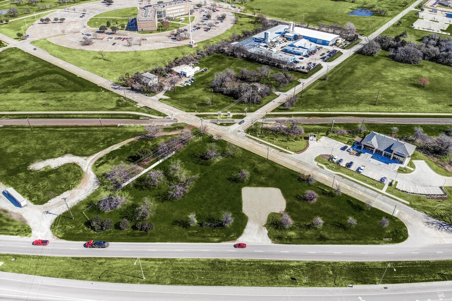 More Photos Of 5855 N Stemmons Fwy, Corinth Land For Sale