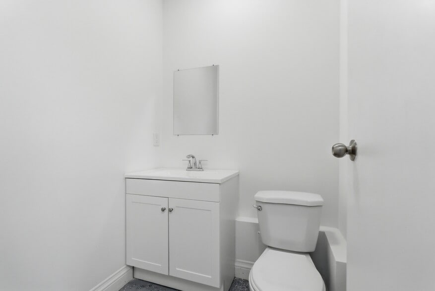 More Photos Of 397 Humberline Dr, Toronto Warehouse For Sale