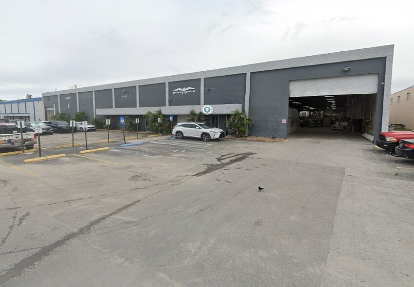 Primary Photo Of 13185 NW 47th Ave, Opa-locka Warehouse For Sale