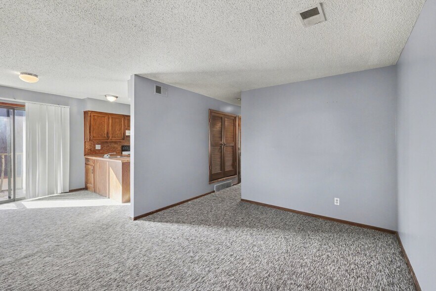 More Photos Of 8630 Lane Ave, Raytown Apartments For Sale