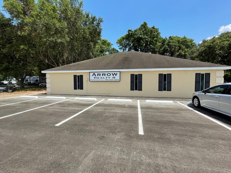 More Photos Of 2145 US Highway 441, Leesburg Office For Lease