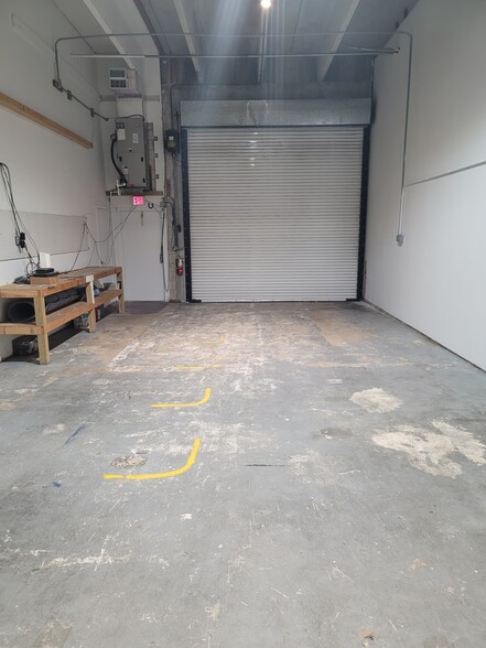 More Photos Of 114 SW 2nd Ave, Dania Beach Warehouse For Sale