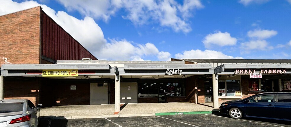 More Photos Of 5000-5200 Mowry Ave, Fremont Unknown For Lease