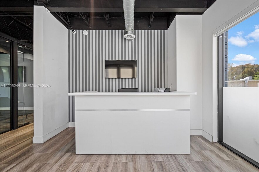 More Photos Of 4885 NW 7th Ave, Miami Office For Sale