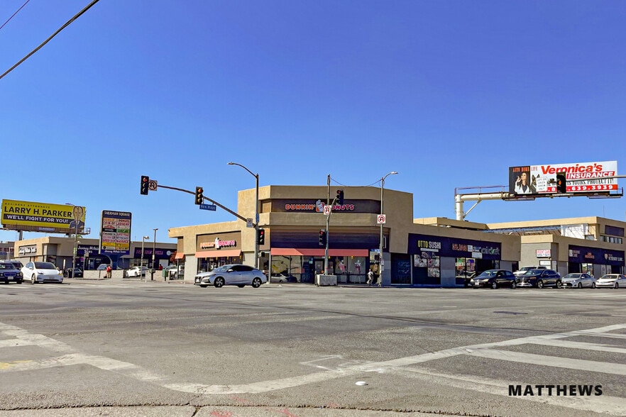 Primary Photo Of 14503-14519 Sherman Way, Van Nuys Unknown For Lease