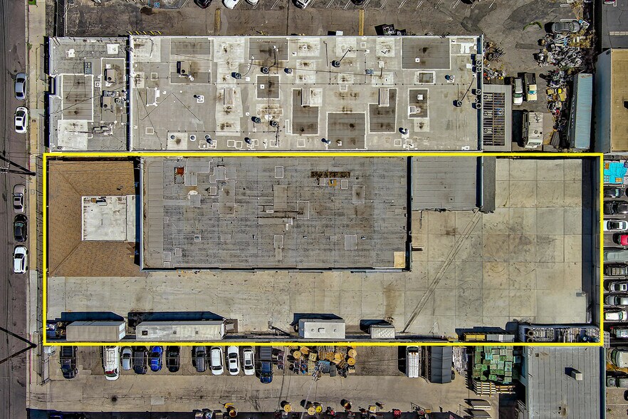 More Photos Of 7650 Gloria Ave, Van Nuys Warehouse For Sale