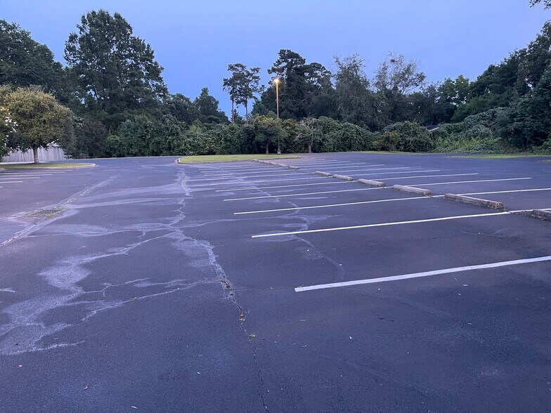 More Photos Of 1308 S 4th St, Hartsville Medical For Sale
