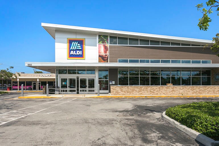 More Photos Of 960 N Federal Hwy, Pompano Beach Unknown For Lease