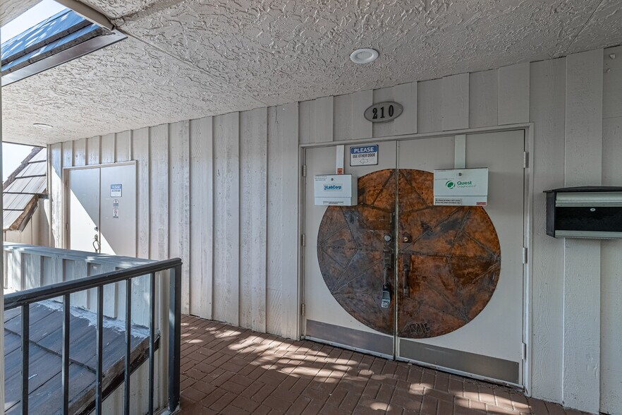 More Photos Of 2929 N University Dr, Coral Springs Medical For Sale