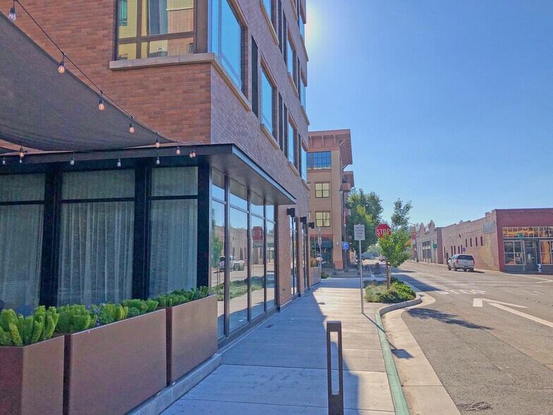 More Photos Of 300 Davis St, Santa Rosa Hotel For Lease
