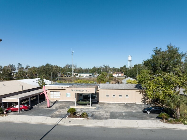 More Photos Of 319 E Howard St, Live Oak Storefront Retail Office For Sale