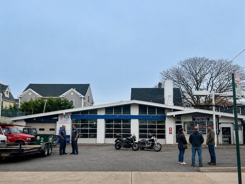 Primary Photo Of 441 Beach 129th St, Rockaway Park Service Station For Sale