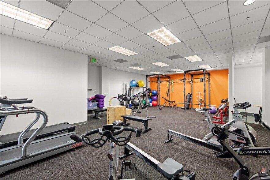 More Photos Of 1450 Veterans Blvd, Redwood City Office For Lease