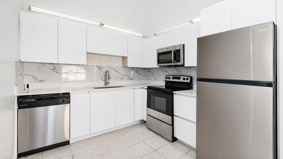 More Photos Of 11281 NW 39th St, Coral Springs Multifamily For Sale